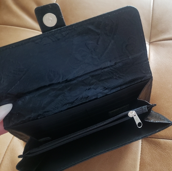 Black wallet - Picture 2 of 2